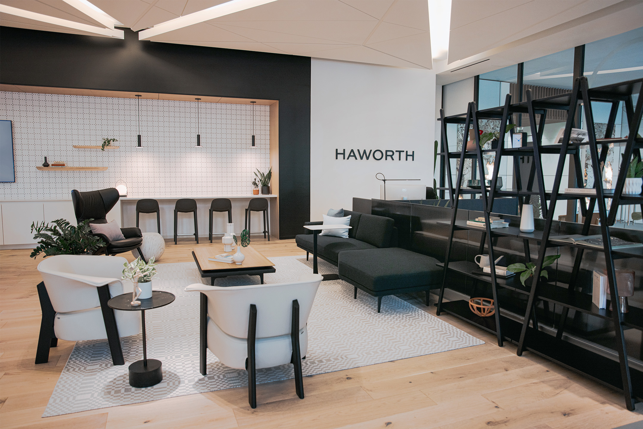 Haworth Houston Showroom Entry & Café Lounge