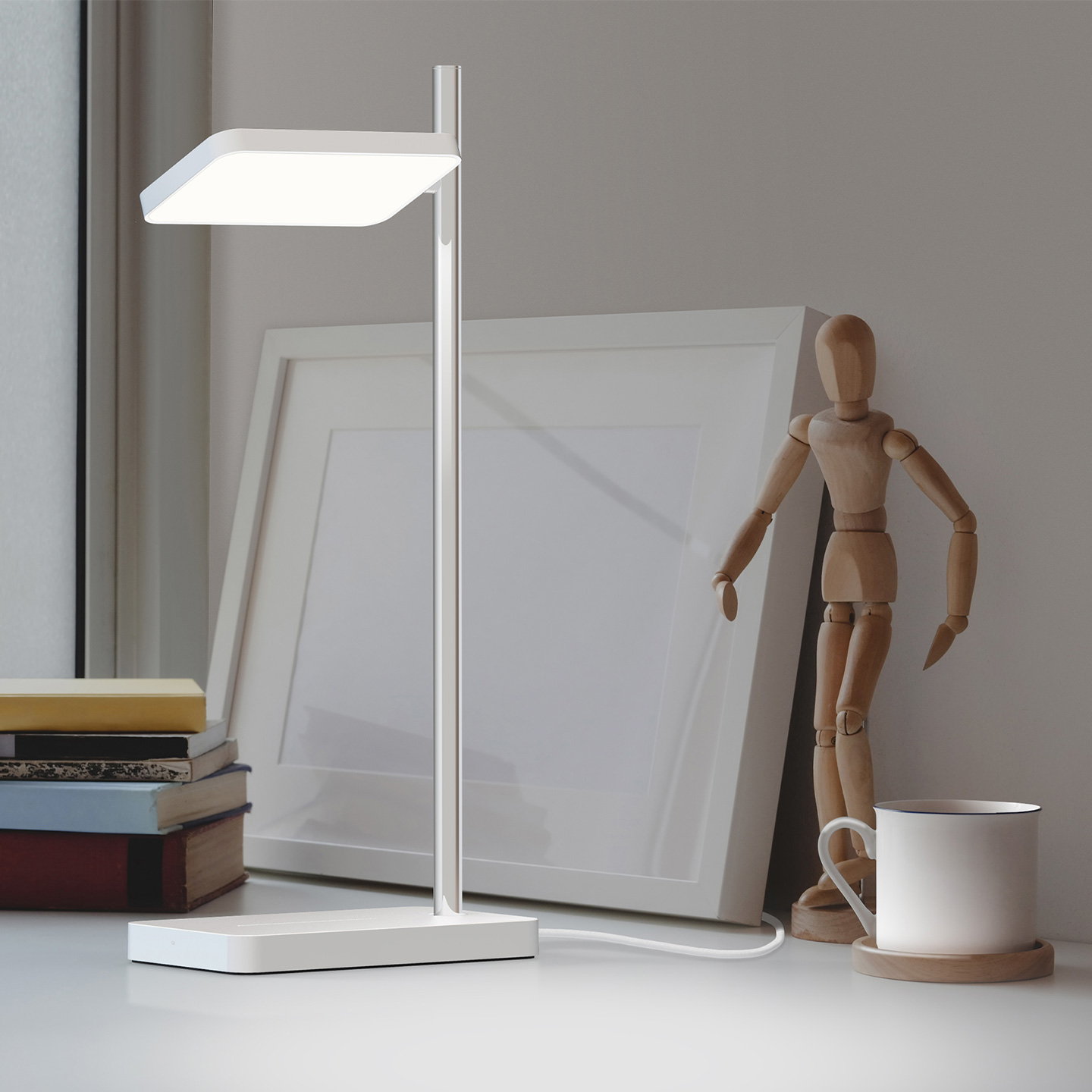 Taliaは、照明としての機能を果たすために必要な要素だけを備えた、洗練されたコンパクトなデザインのランプです。