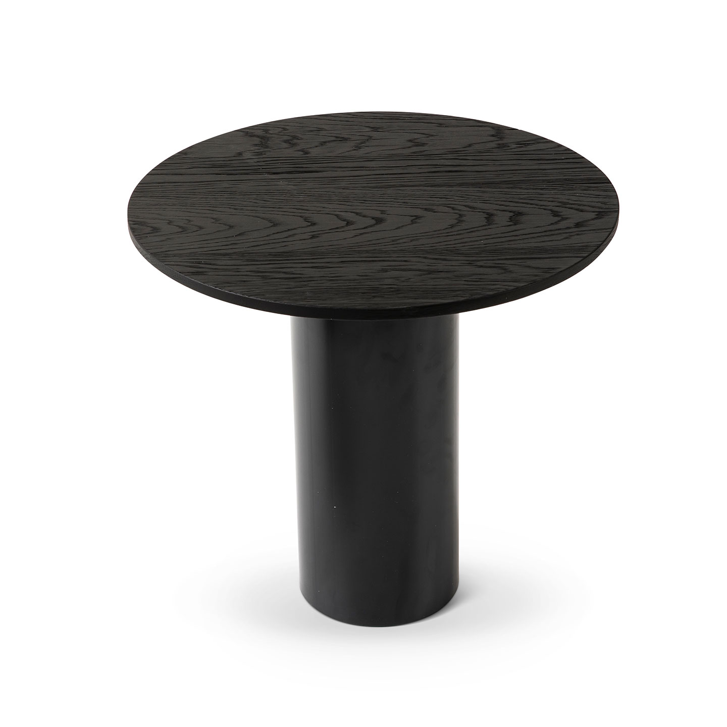 Table Mush Haworth en chêne massif dans les coloris cognac et carbone, et pied rond noir