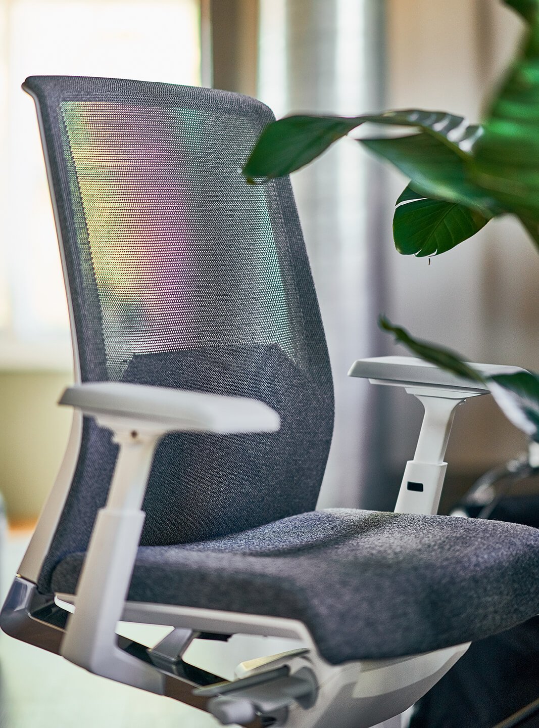Haworth Design Studio Designer grey office chair