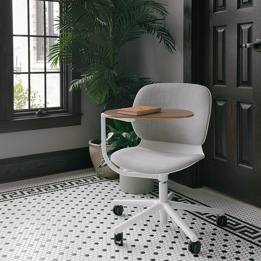 Haworth Maari chair with tablet in a room