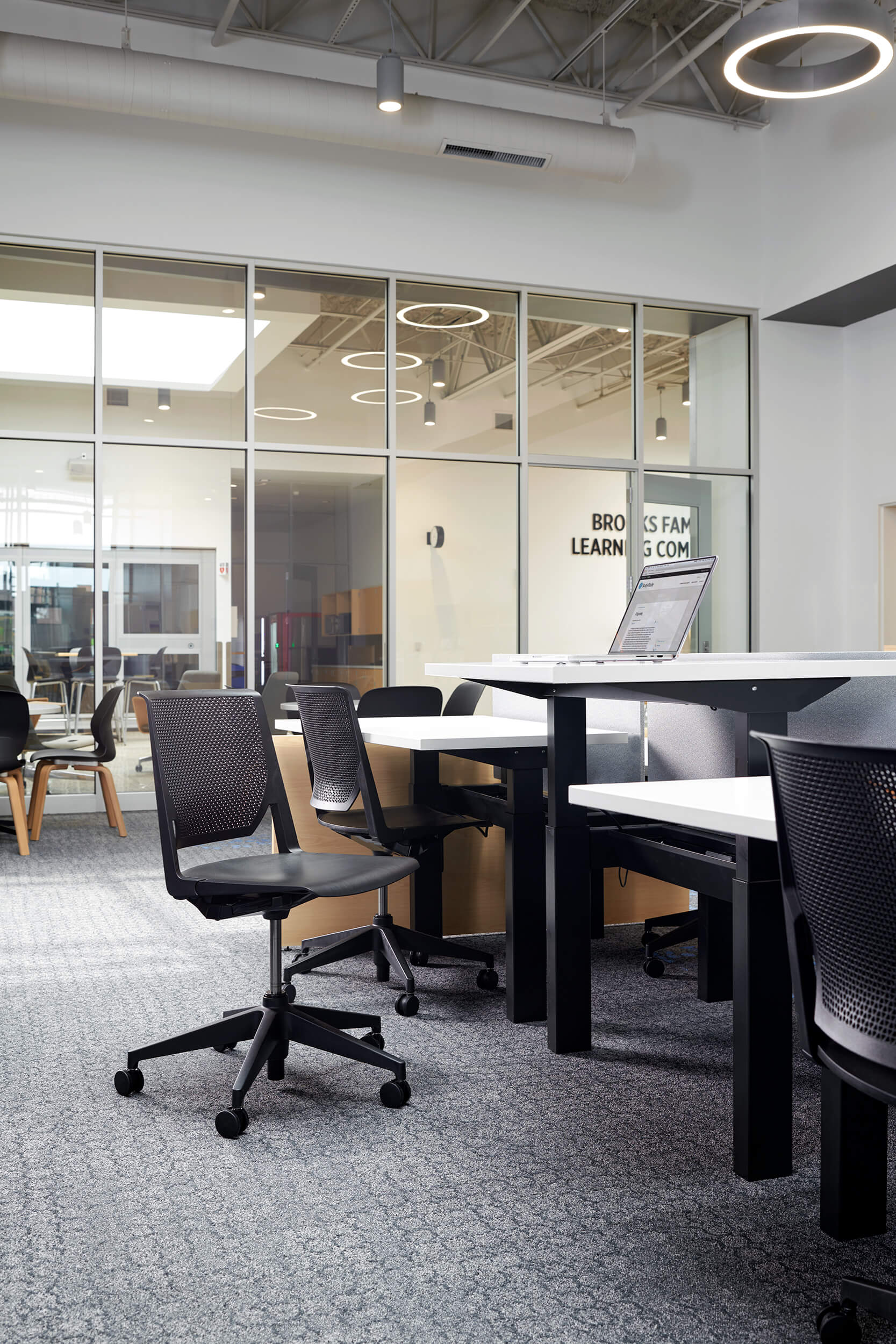 Haworth Maari stools, Very chairs in black in a classroom in GRCC campus VIEW 1