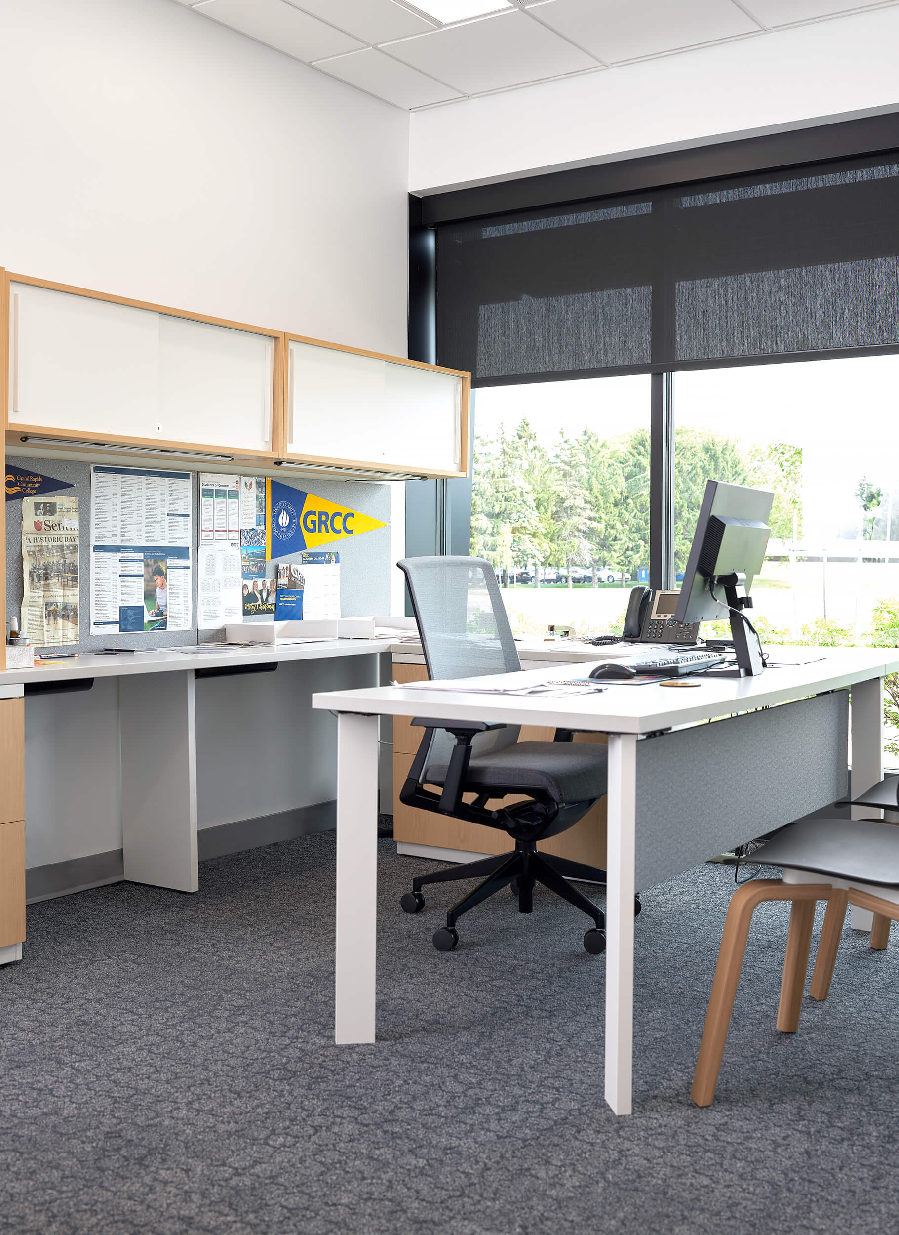 Haworth Very chair & Maari chair in a GRCC cabin