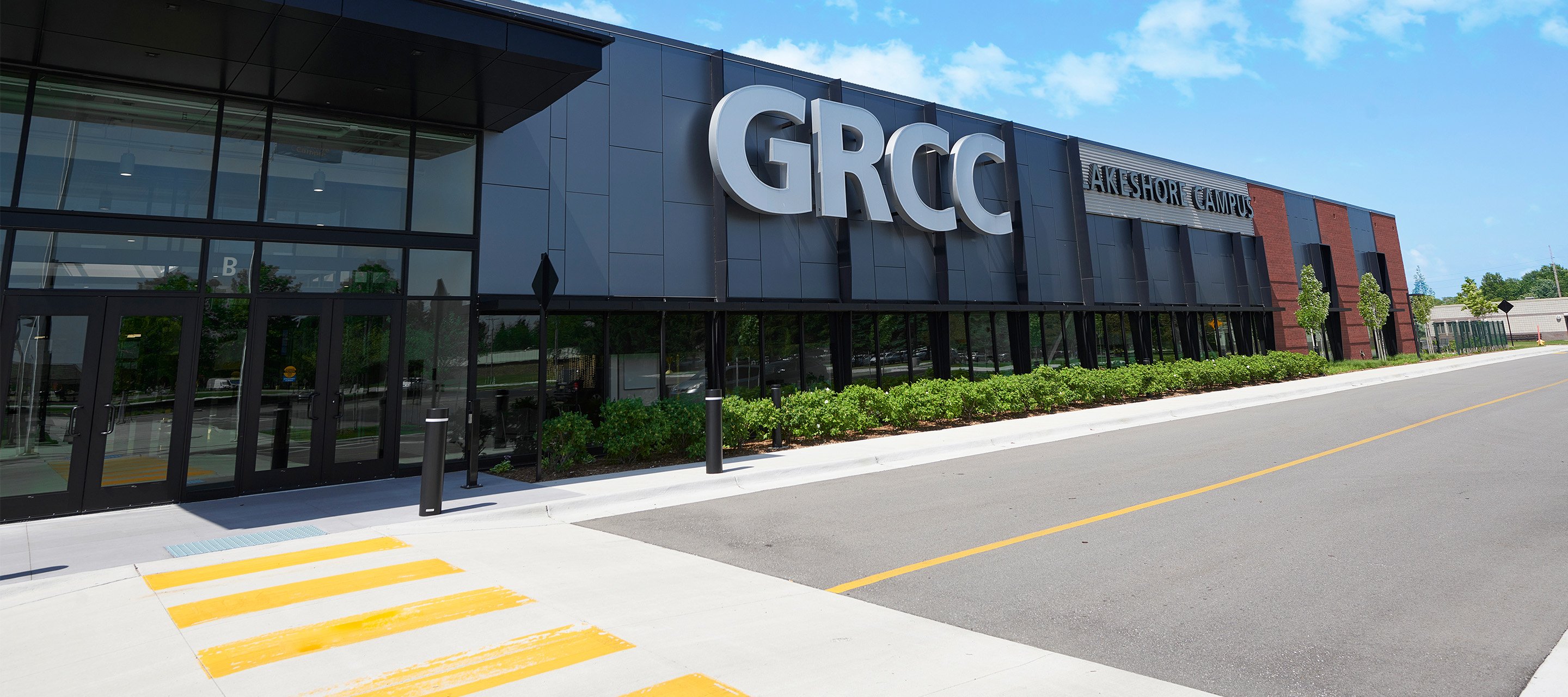 GRCC Lakeshore campus exterior photo view 1