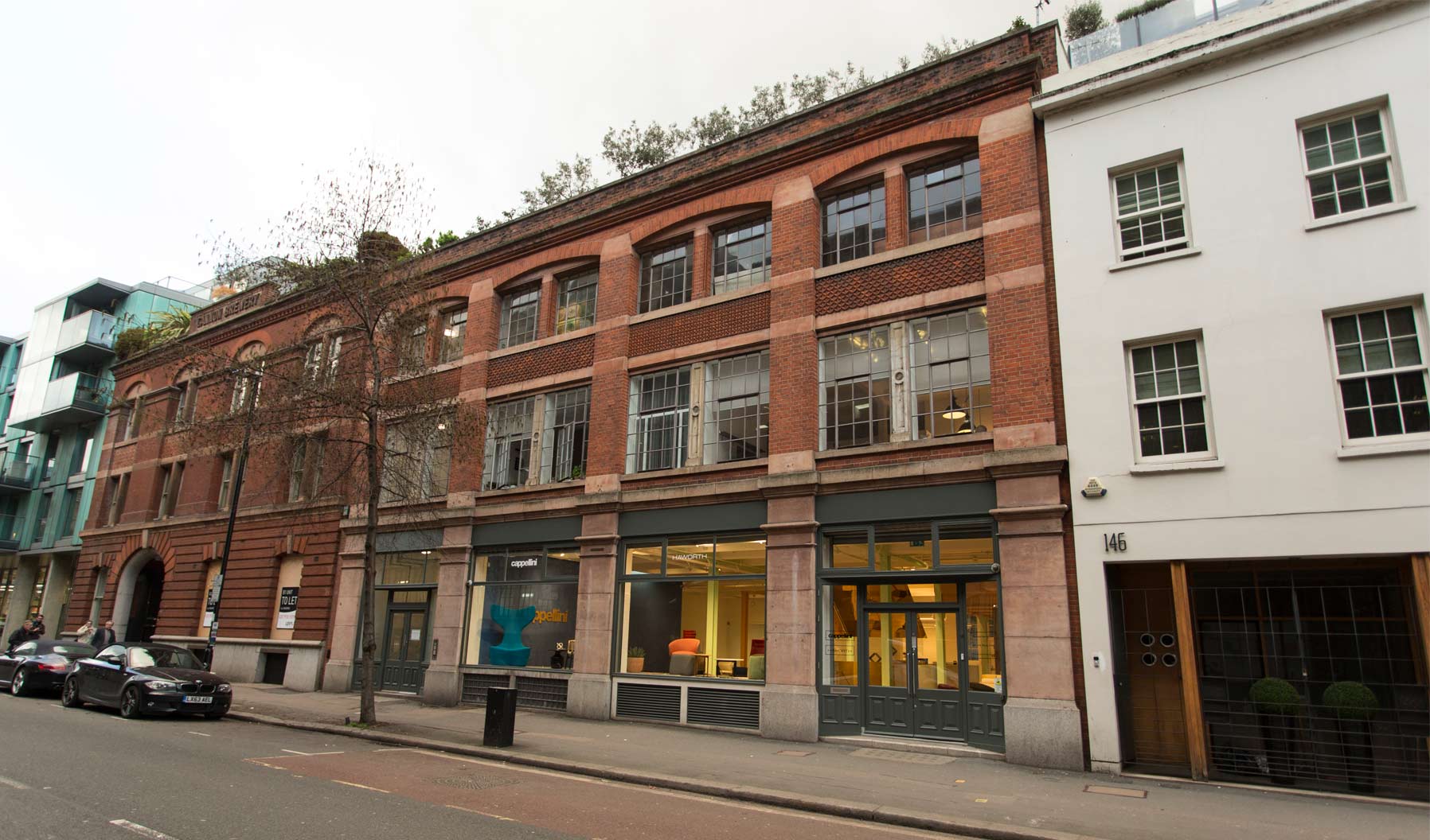 Le showroom Haworth de Londres, au cœur de Clerkenwell. L’espace est partagé avec notre marque partenaire, Cappellini.