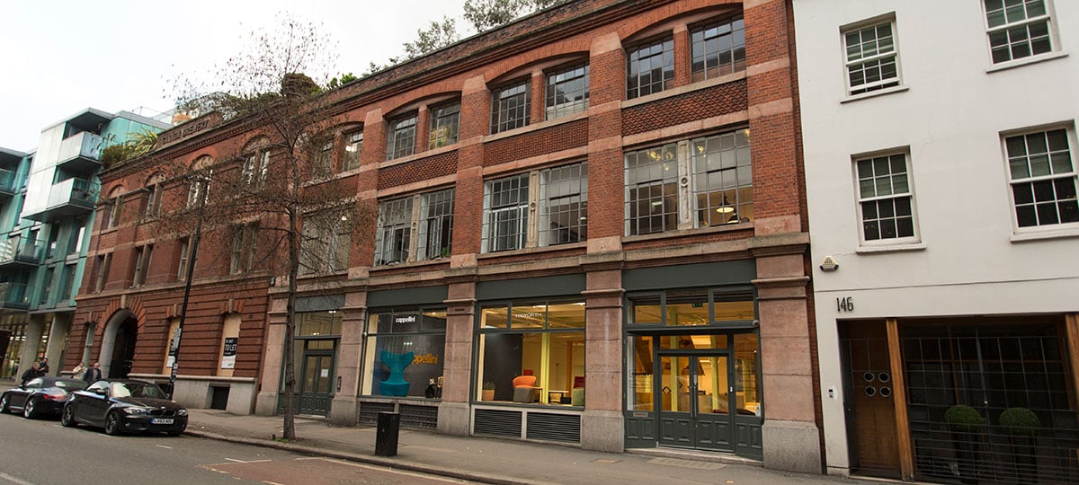 London showroom - exterior