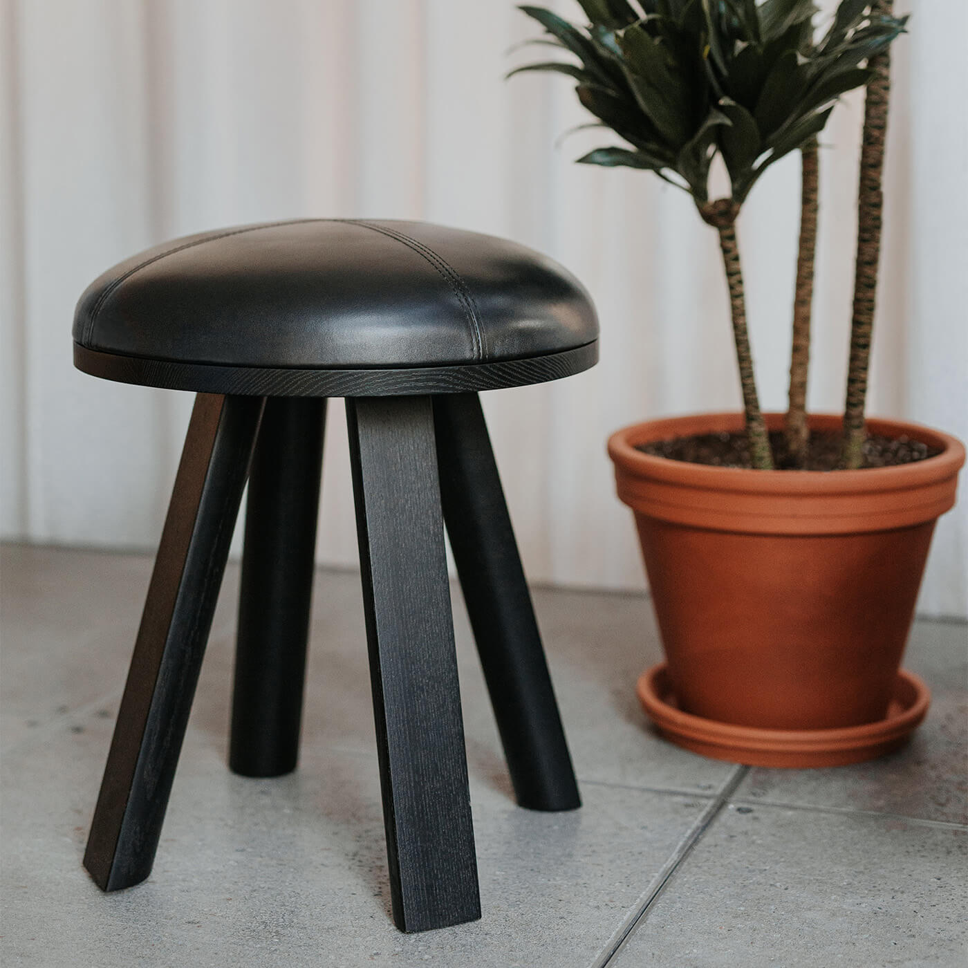 BuzziMilk Stool | Haworth