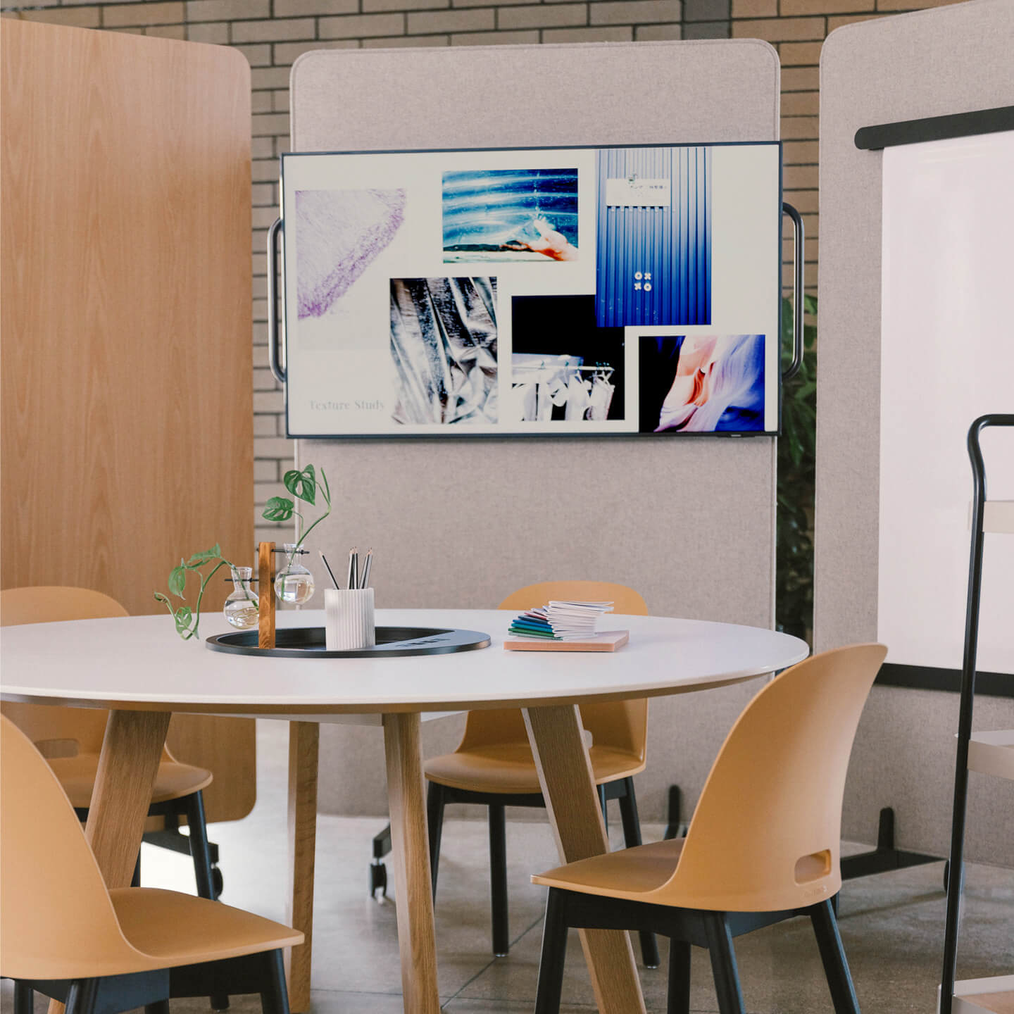 Collaborate Freestanding Screen