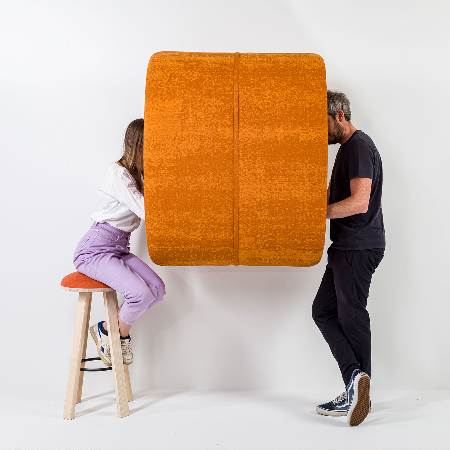 BuzziRing acoustic wall booth