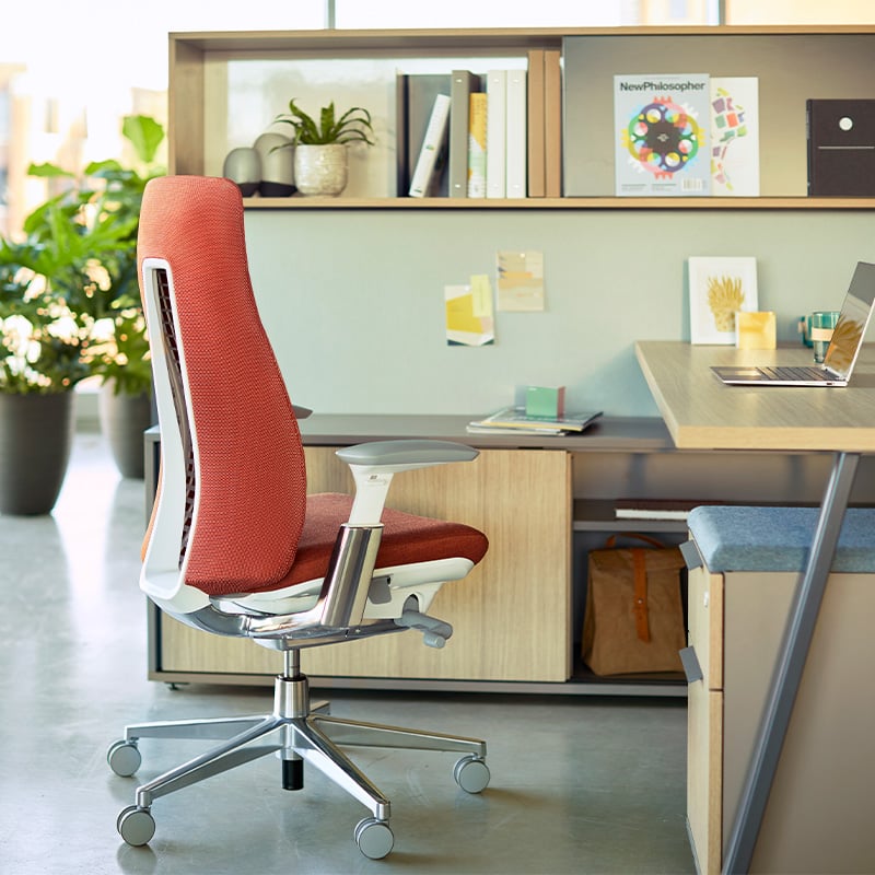 haworth Fern chair and Compose workspace 