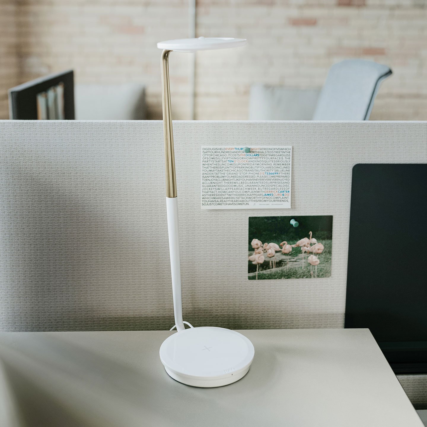 Haworth Pixo Plus Lighting in white color on office desk with white divider