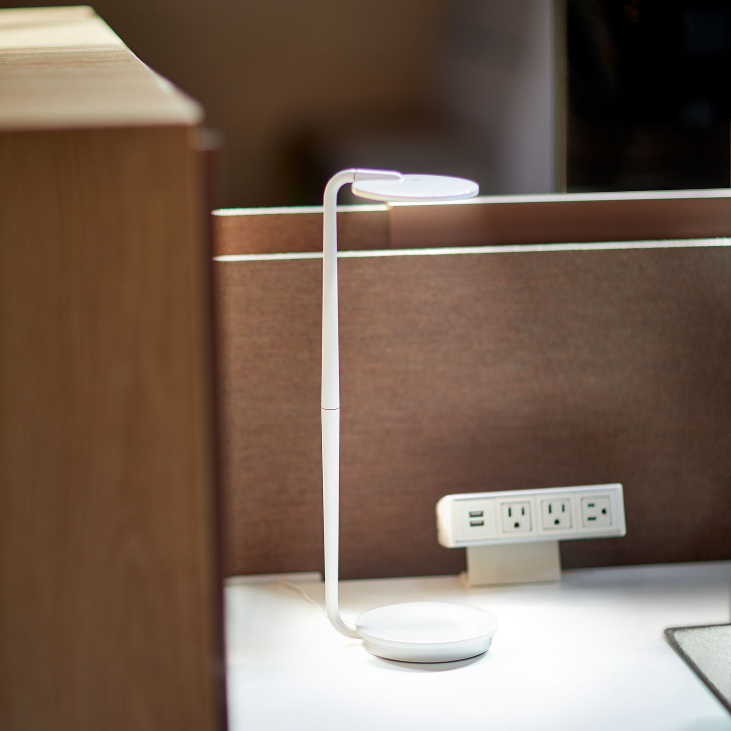 Pablo pixo sale lamp