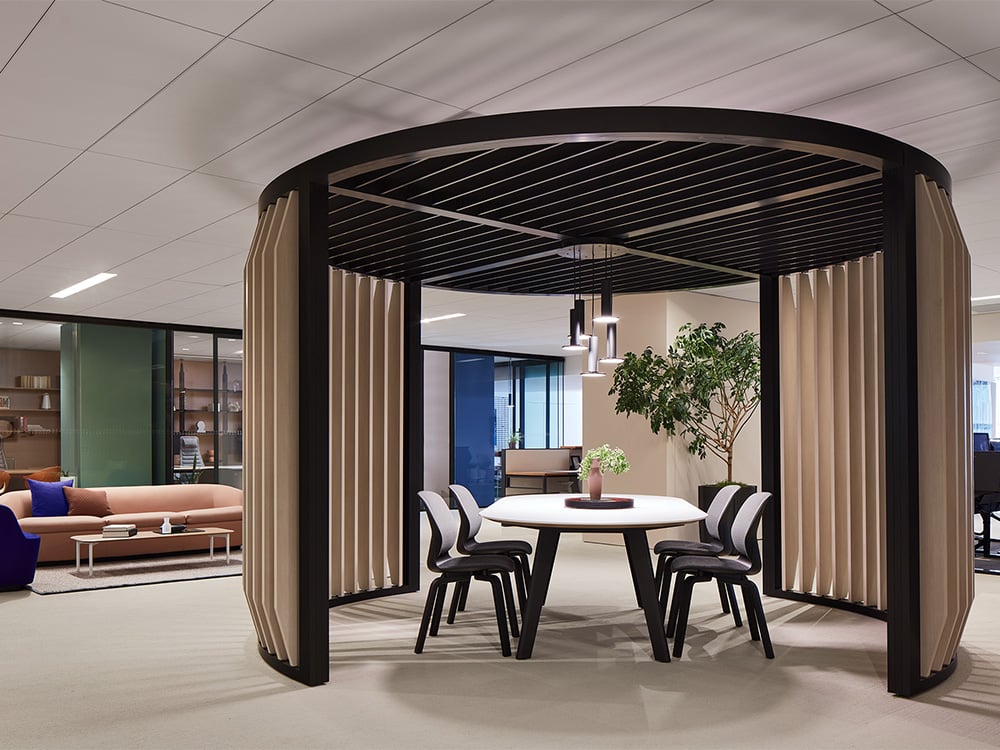 Haworth brown Pergola with Maari chairs inside