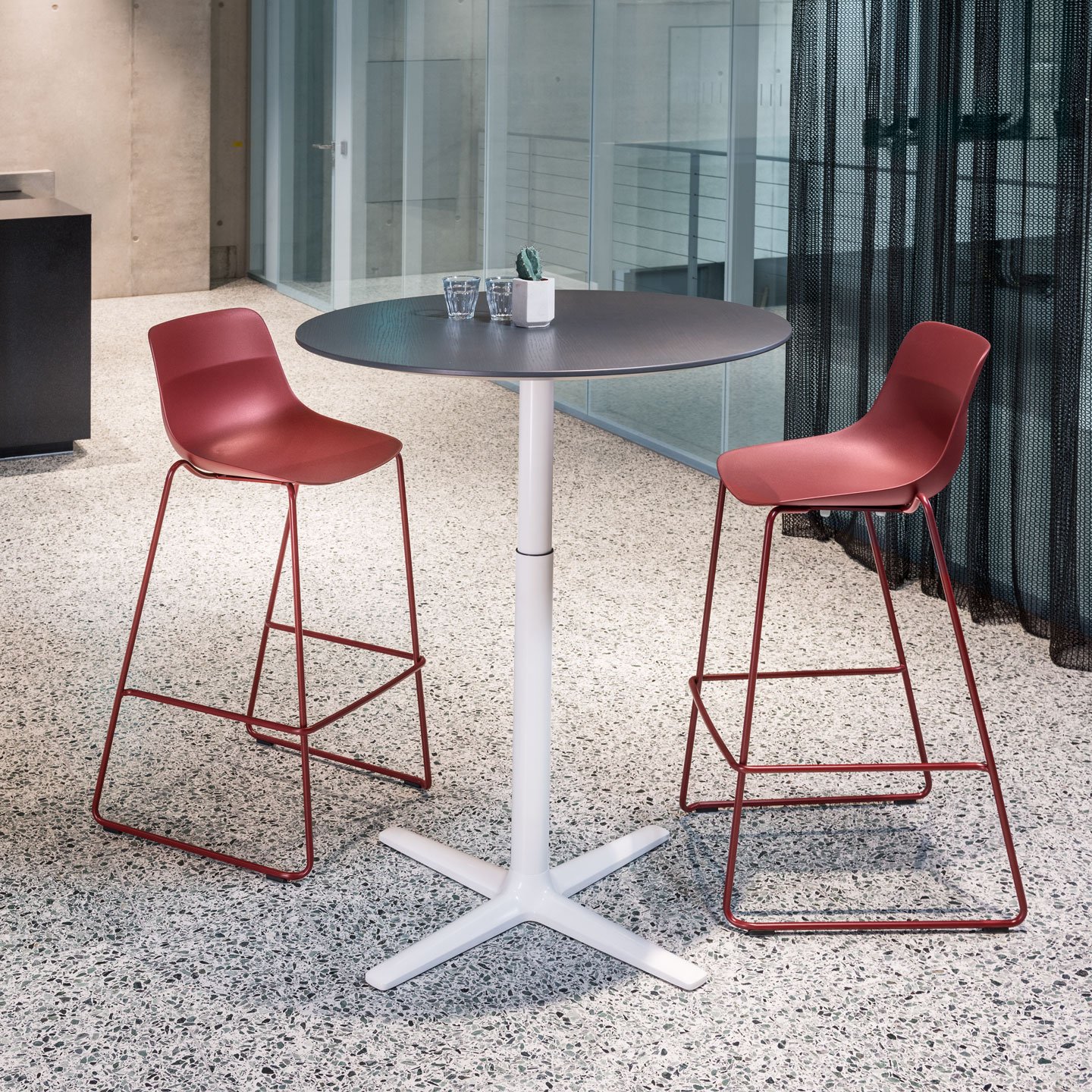 crona light bar | Stool | Haworth Asia Pacific