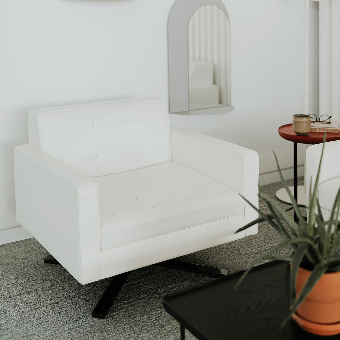 Haworth Kennedee lounge sofa in white upholstery in a casual space