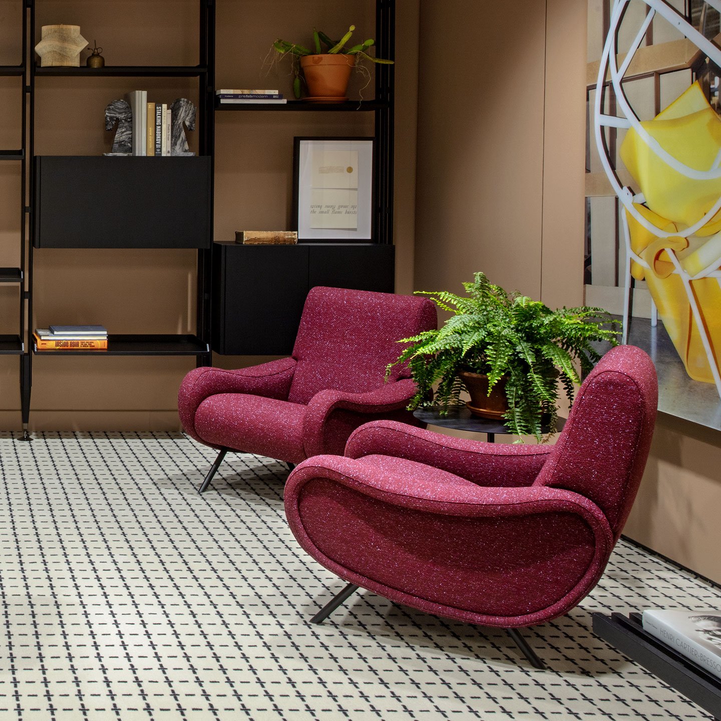 Cassina 720 lady clearance armchair