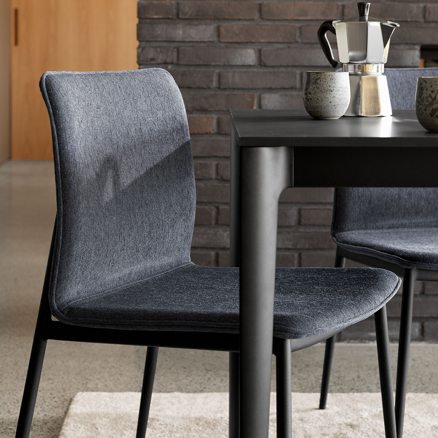 Boconcept shop newport chair