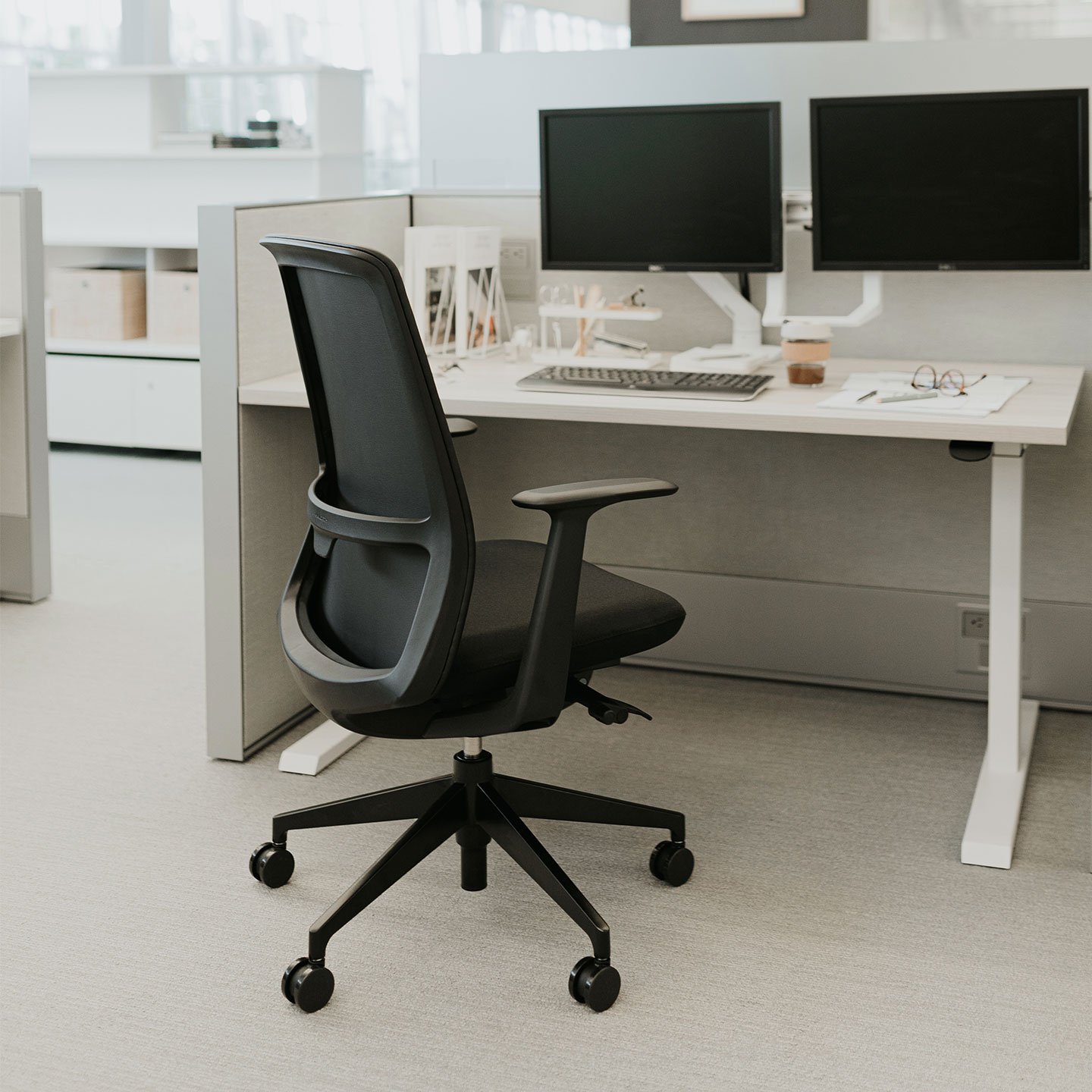 Haworth soji shop office chair