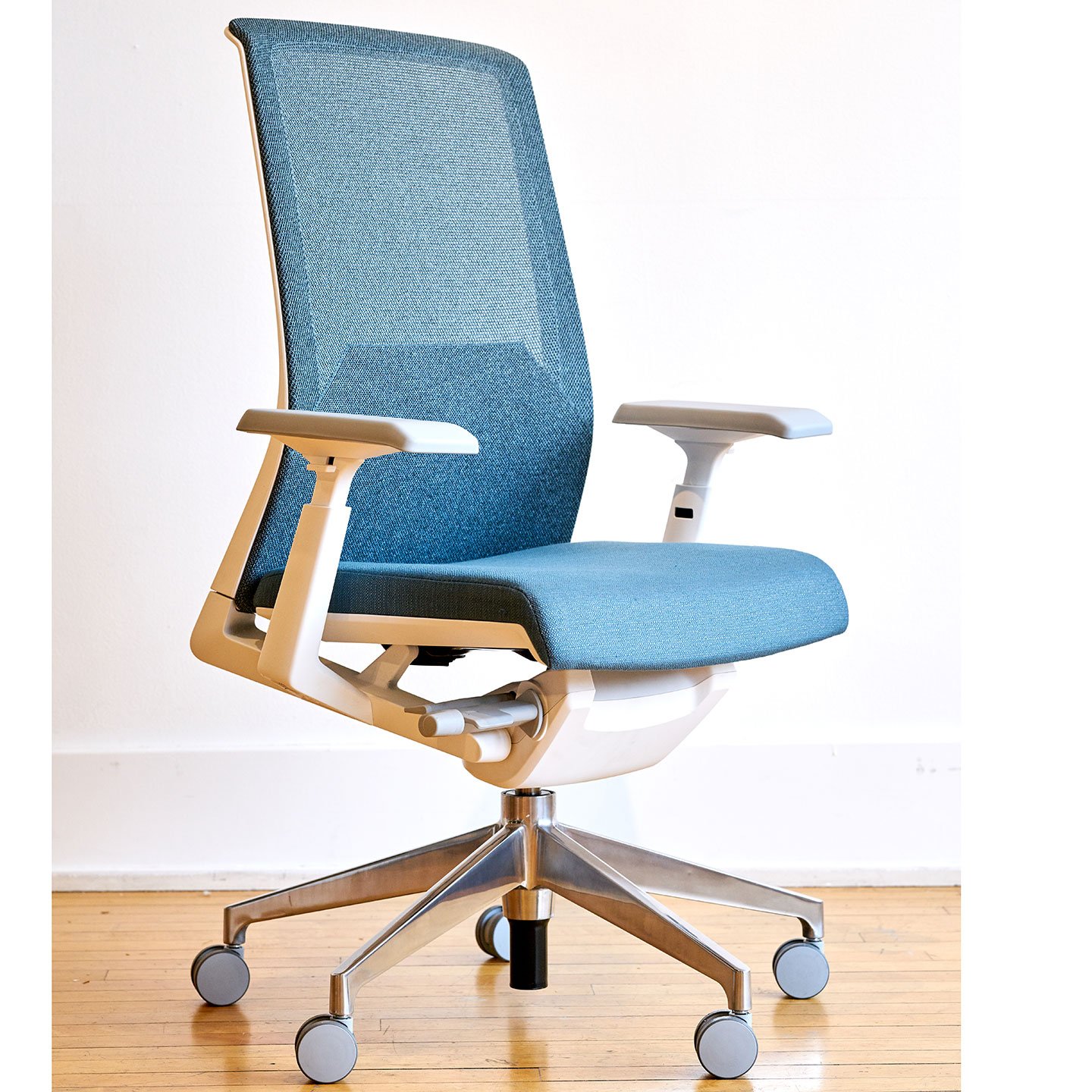 See Haworths Very Desk Chair Haworth