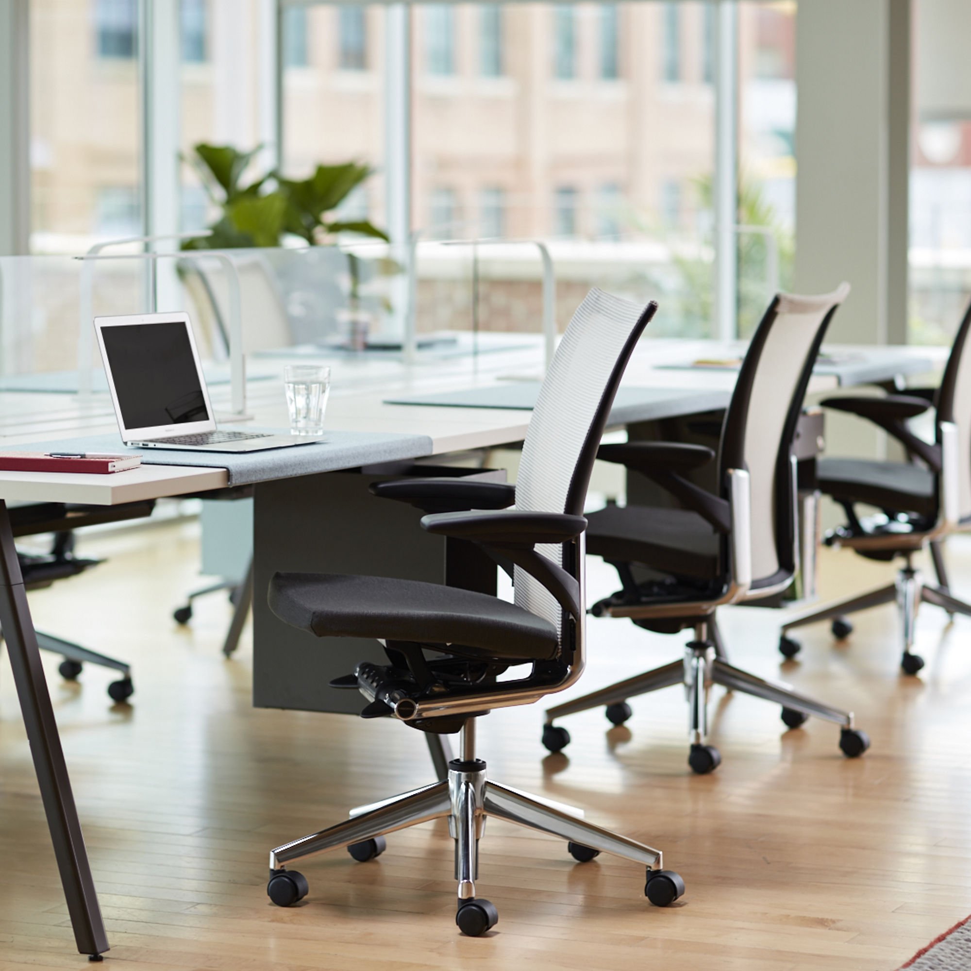 X99 Conference Chair | Haworth