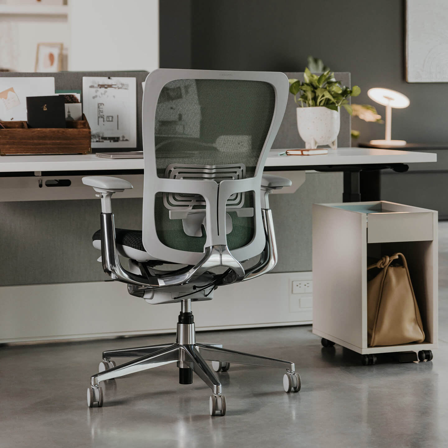 Used Office Chairs : Haworth Zody Task Chair - (Grey Striped) at Furniture  Finders