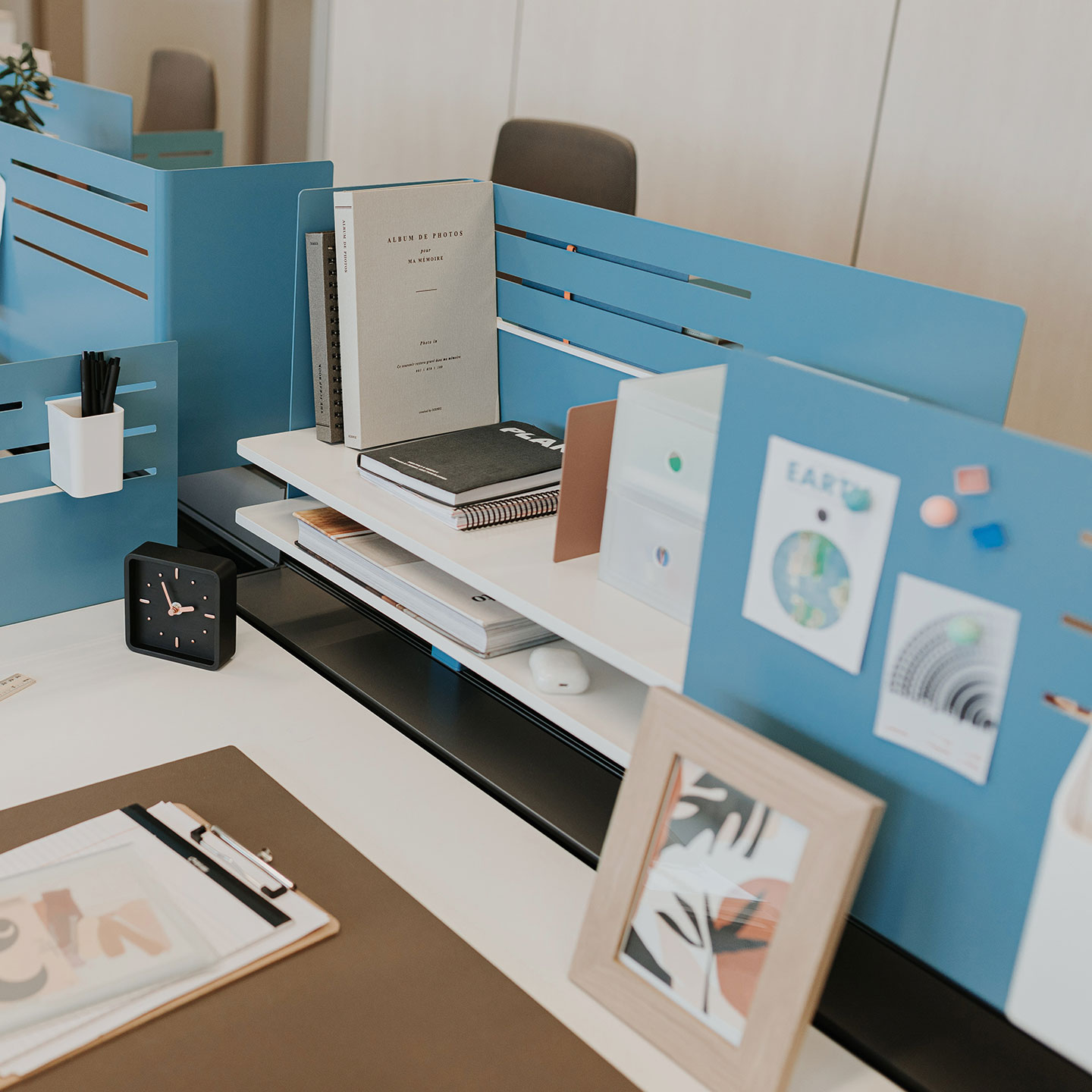 Active Components shelving in blue at individual workspace