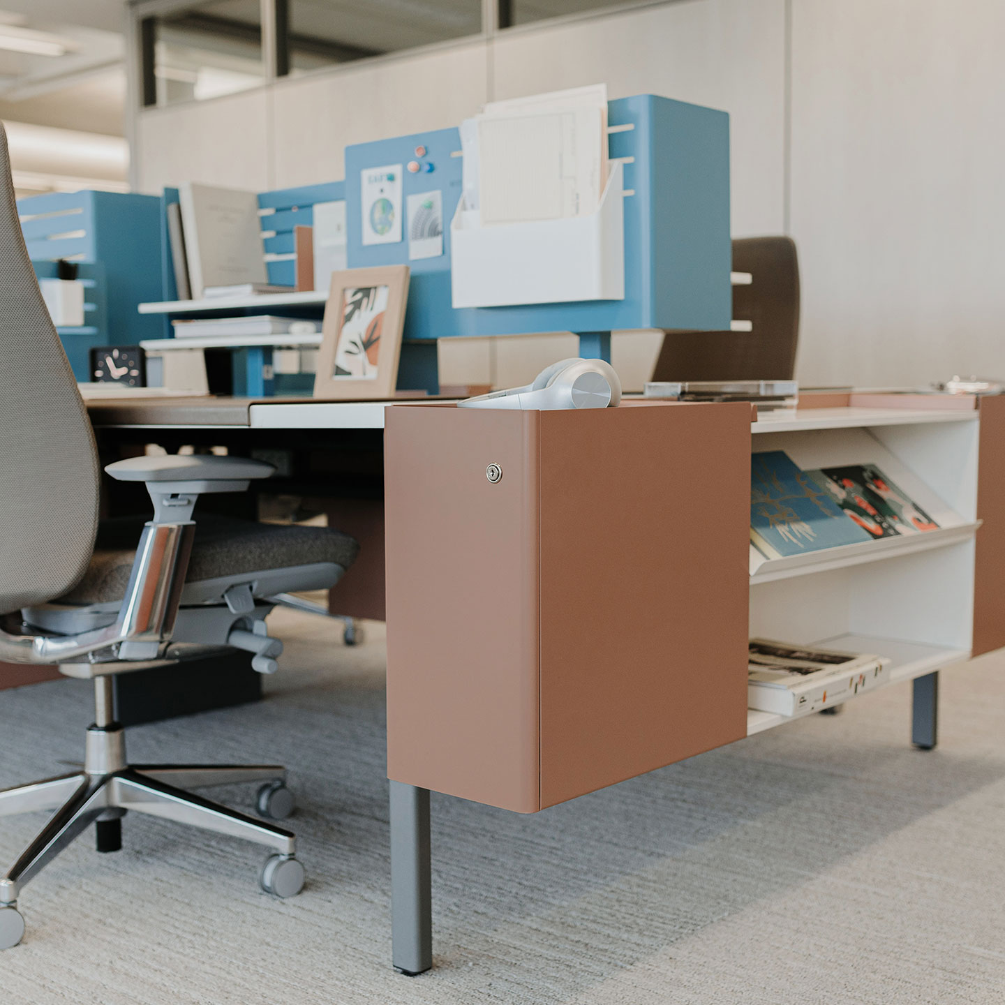 Active Components with side shelf and lock drawers at individual work space