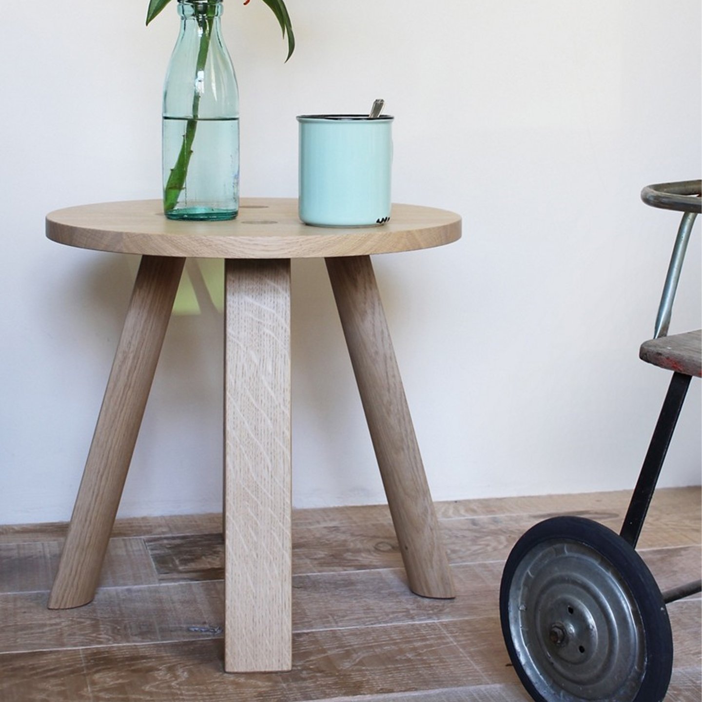 Haworth BuzziMilk table circular in Ash White Wash as side coffee table