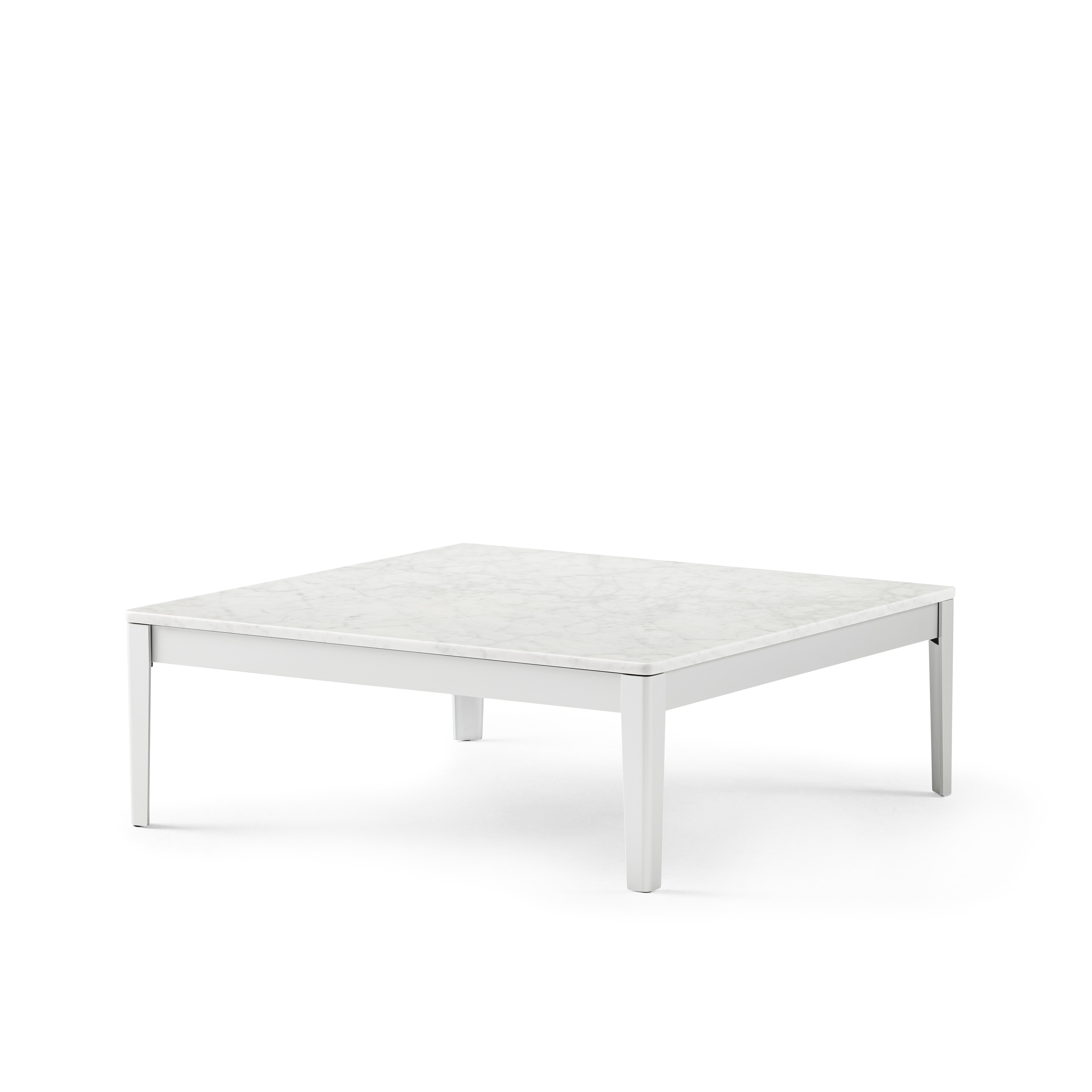 White sweep photography of Cassina's Cotone table