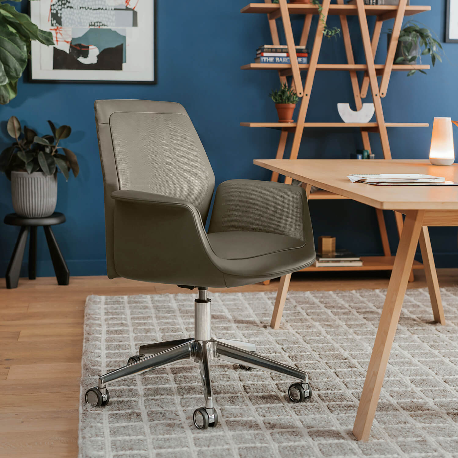 Downtown Conference Chair - Low Back