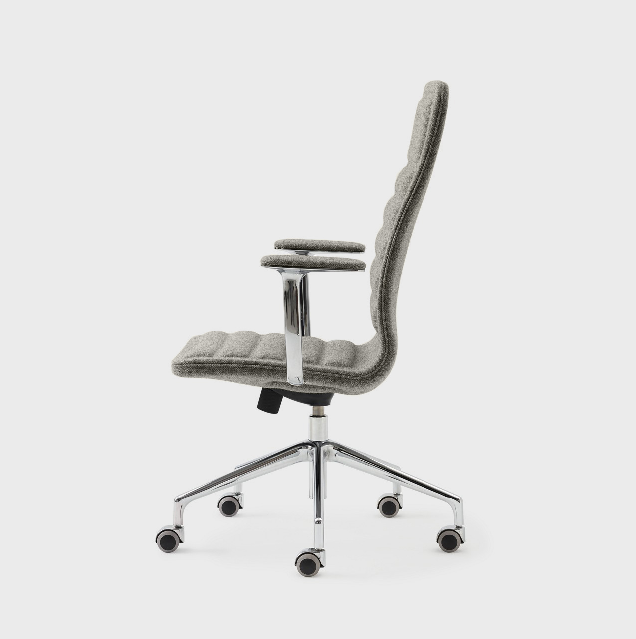 Lotus Chair - Hallingdal 123 (GU-123)