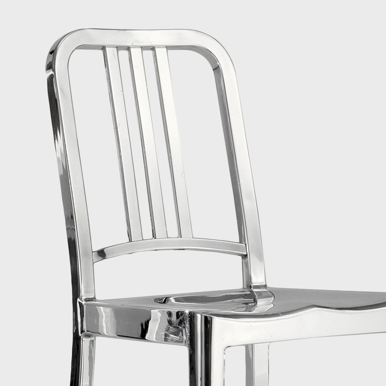 1006 Navy Chair - Polished / Plastic