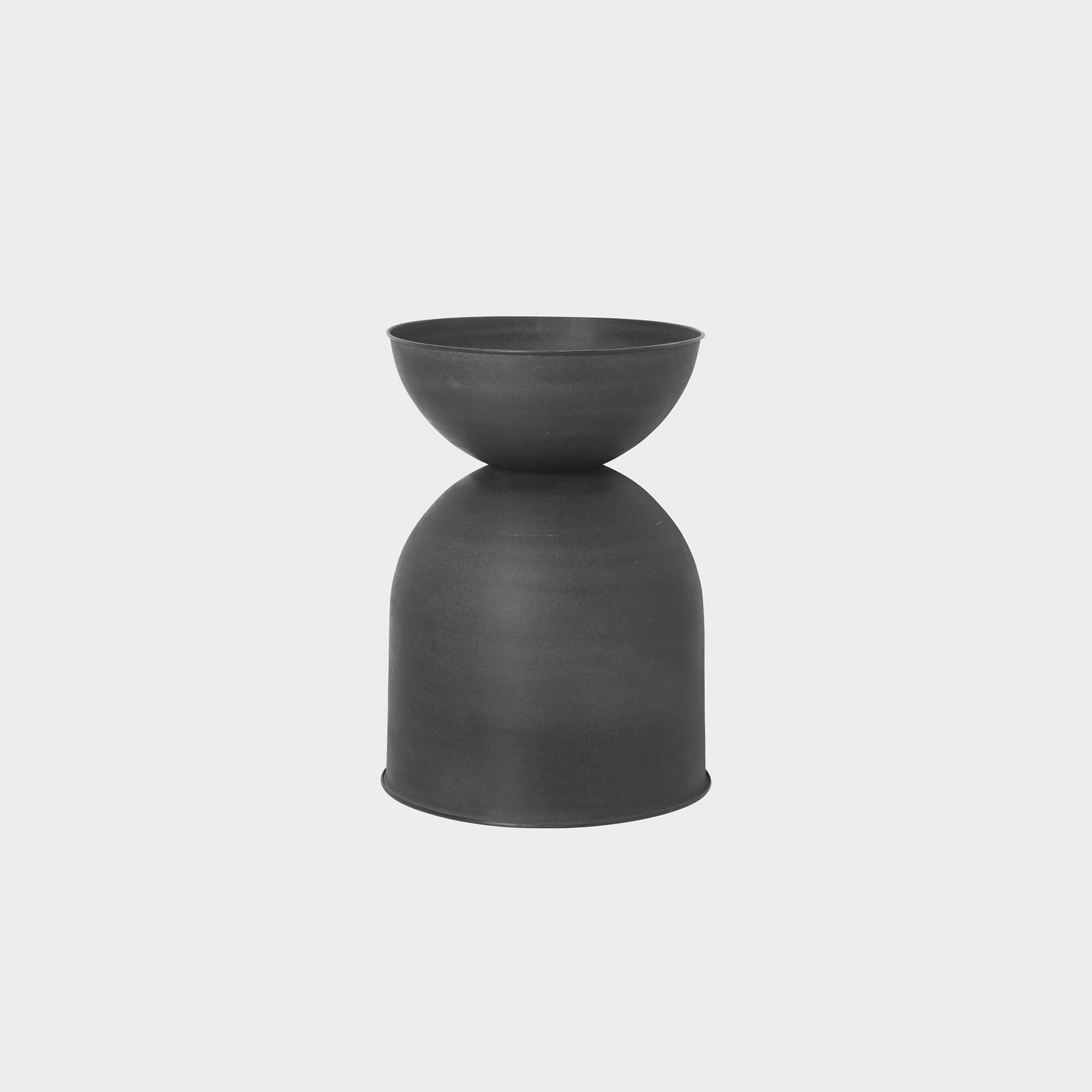 Hourglass Planter - Medium / Black (FRL-BK)