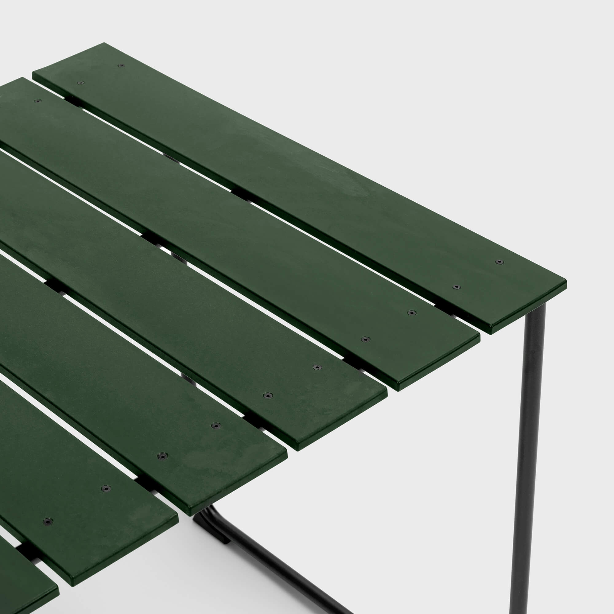 Ocean Outdoor Dining Table - Green (MO_GR) / 2-Person