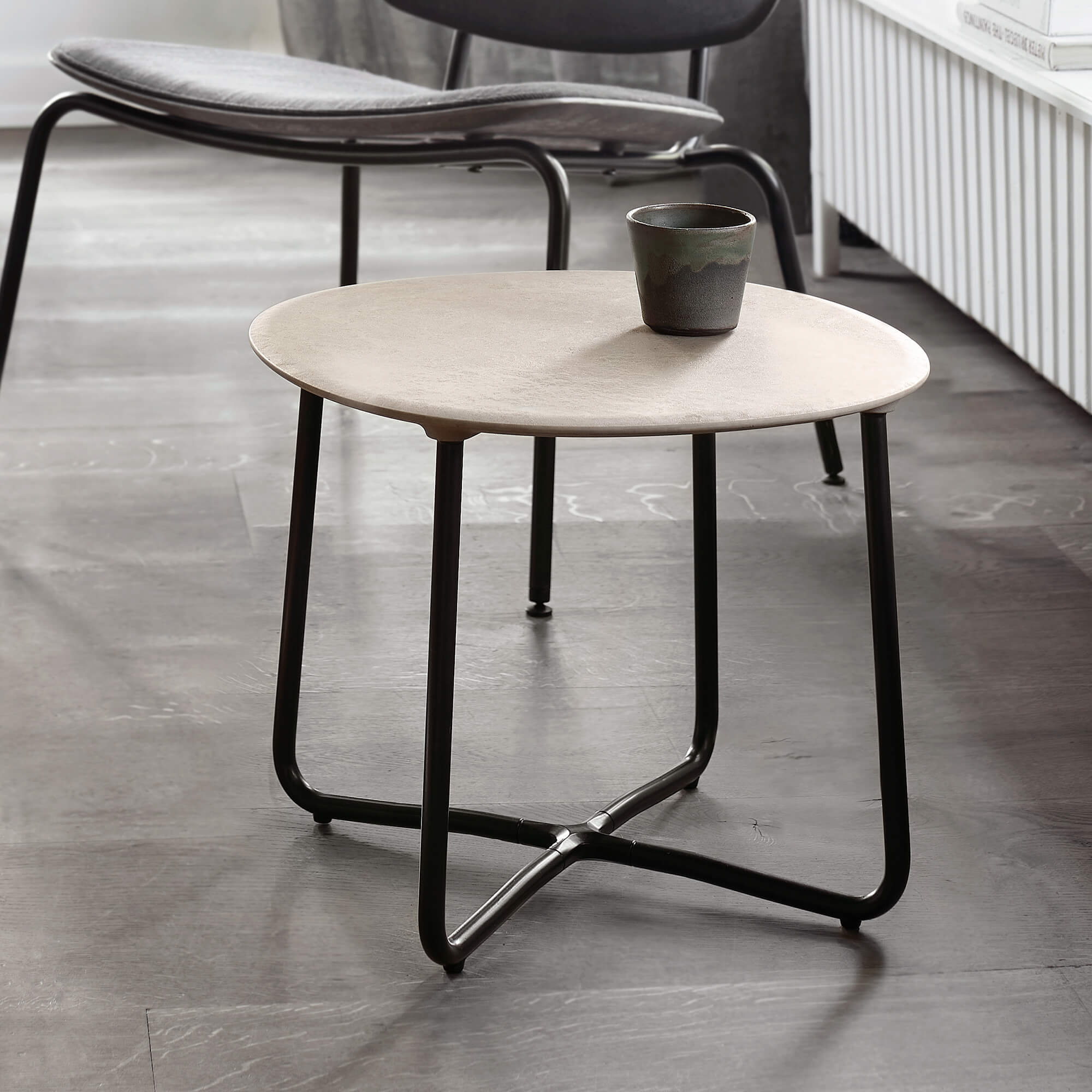 Lily Side Table - Coffee Waste Light (M_CWL) / Small