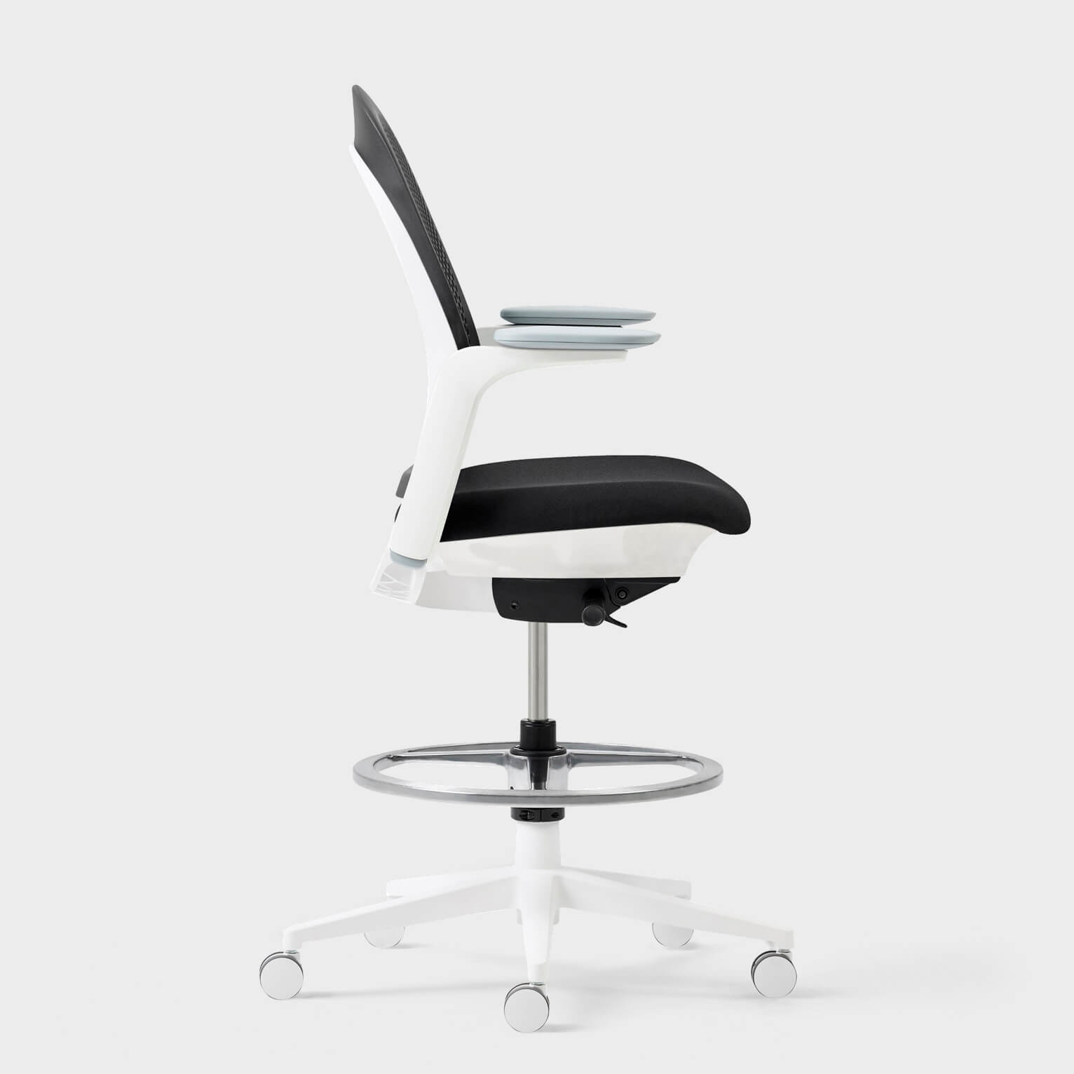 Breck Stool - Coal (3A-18) / Snow (TR-UFM)