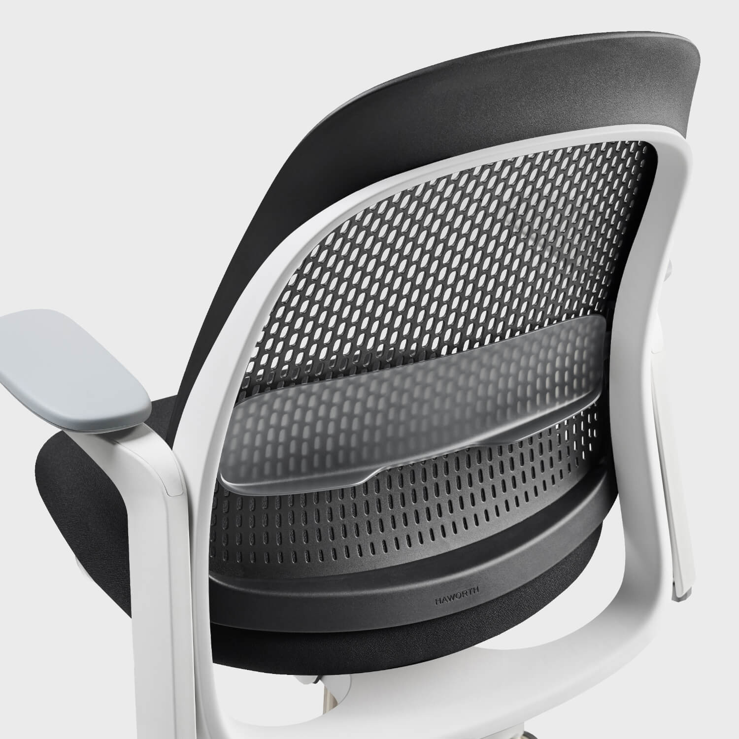 Breck Stool - Coal (3A-18) / Snow (TR-UFM)