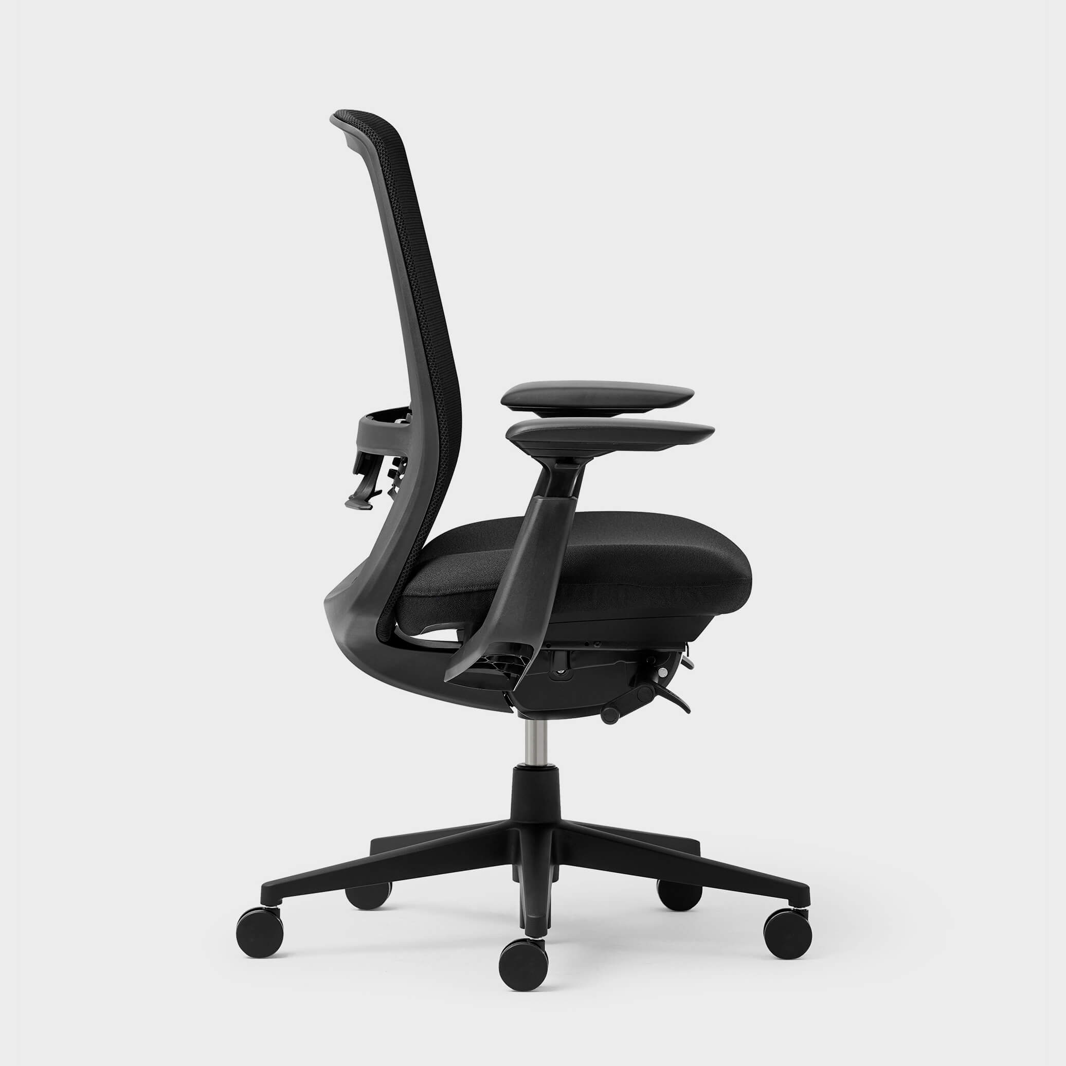 Soji XL Office Chair - Mesh / Yes
