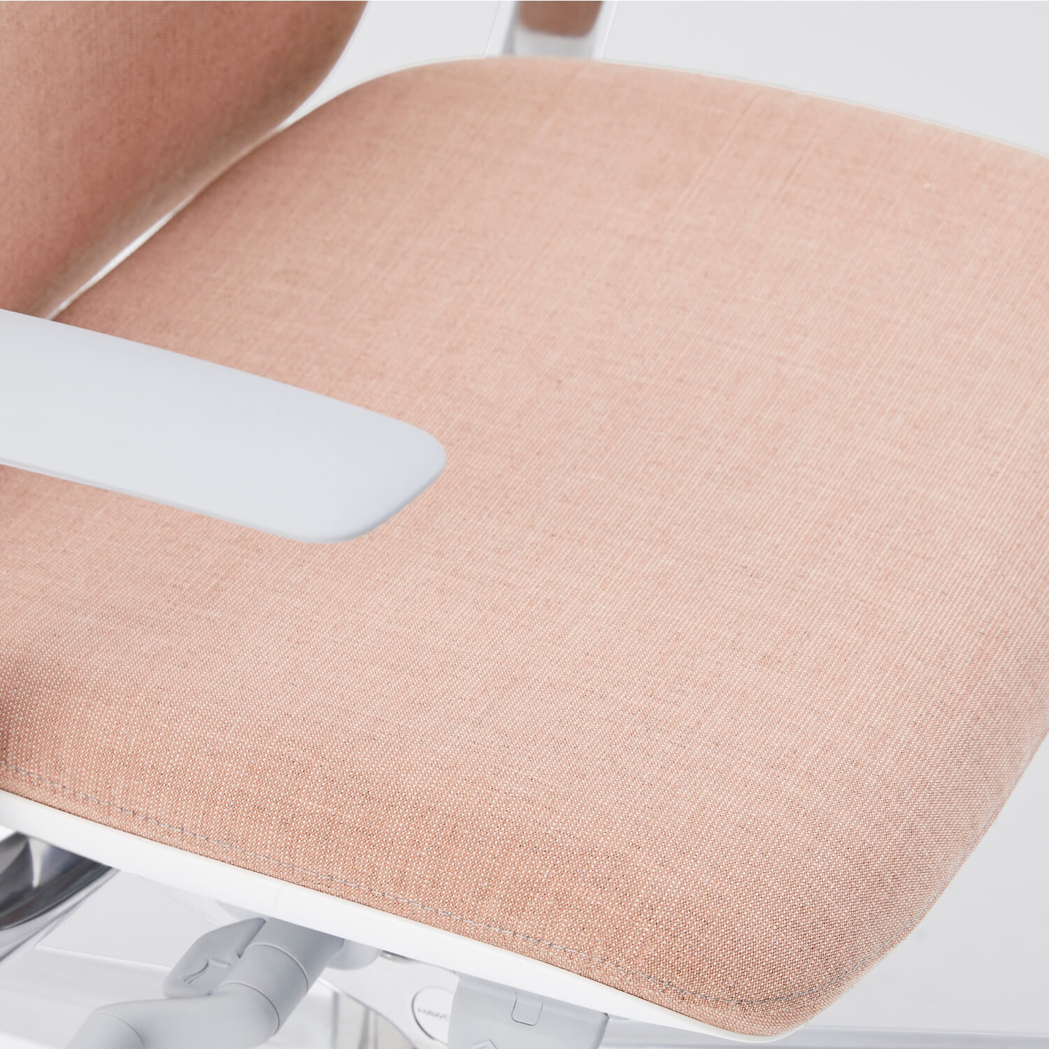 Zody Upholstered Outlet Chair - Blush (S6_M) / No
