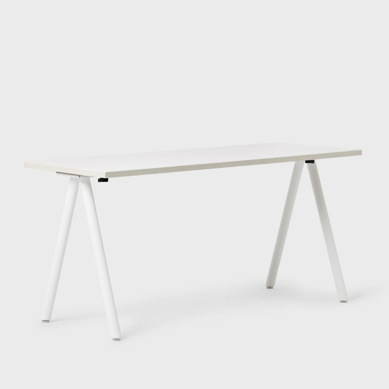 Metro Desk - Linen (H-WL) / 24 x 60 / White (TR-PLS)