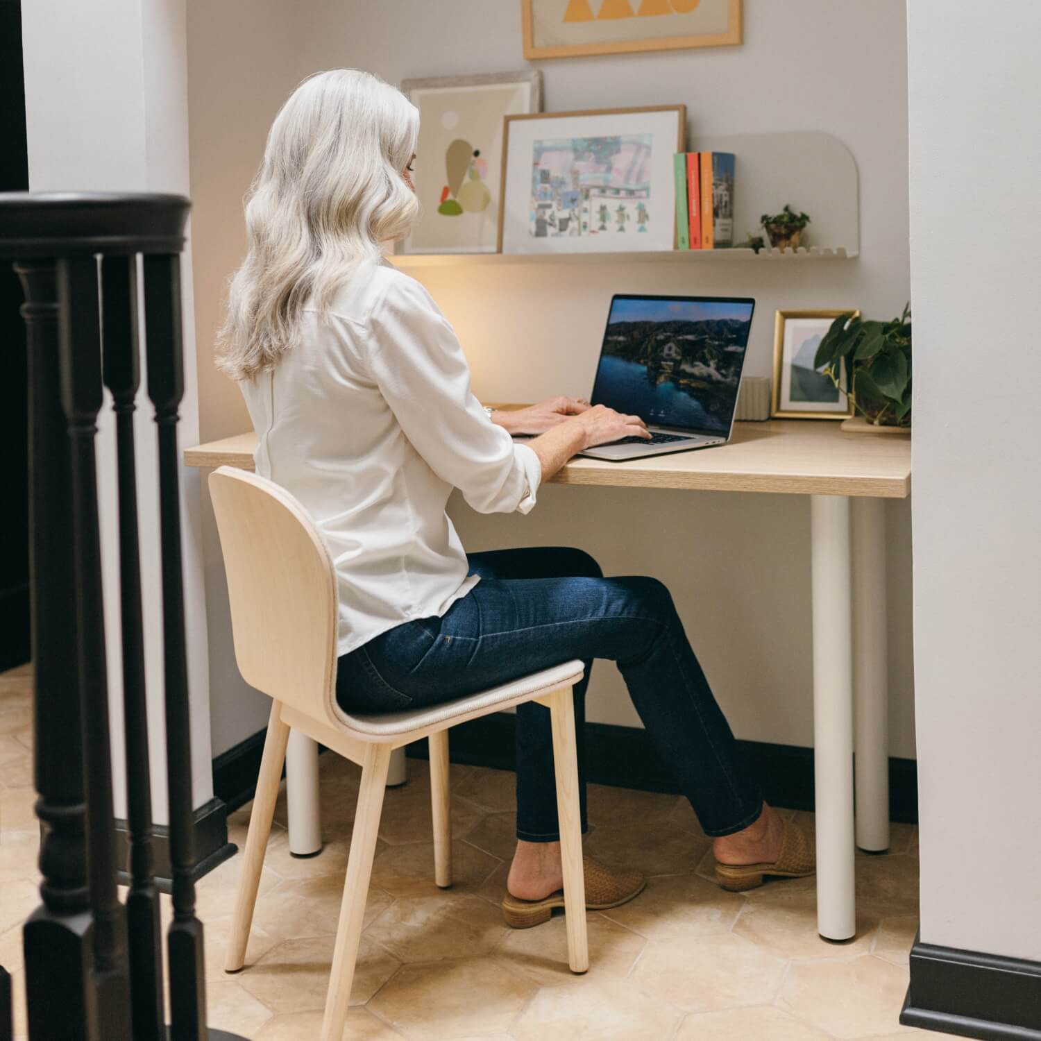 Jive Desk — Sleek Office Desk with Metal Post Legs