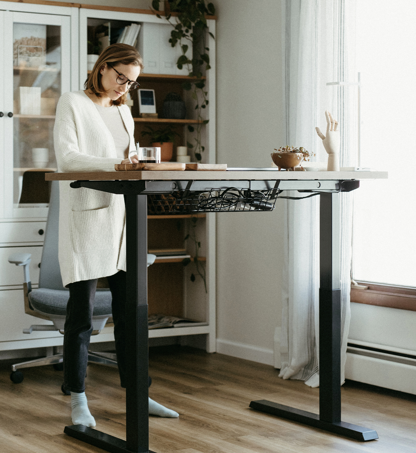 Upside SittoStand Desk, Standard Range Haworth Retail Store